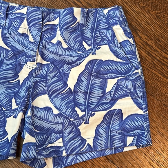 Vineyard Vines Palm leaves Tropical Shorts 4 - Picture 4 of 7